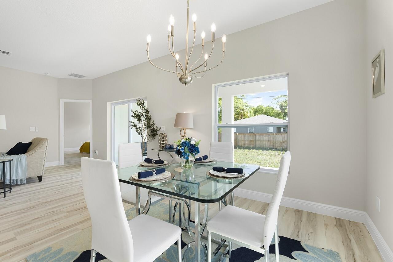 VERO LAKE ESTATES UNIT I - Residential