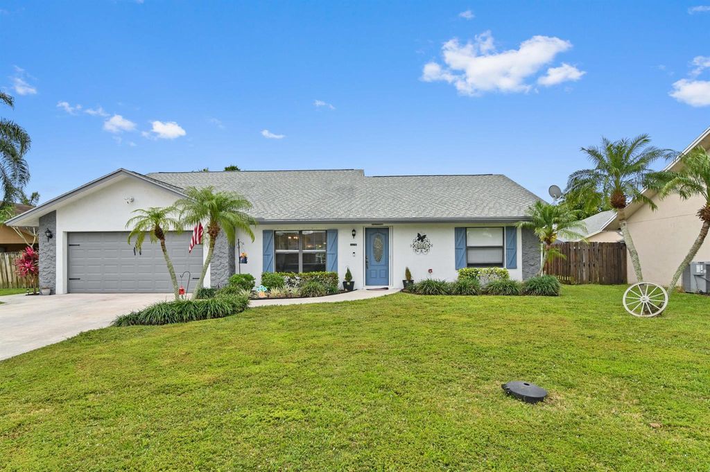 Photo of 6061 Serene Run, Lake Worth, FL 33467 (MLS # R10977148)