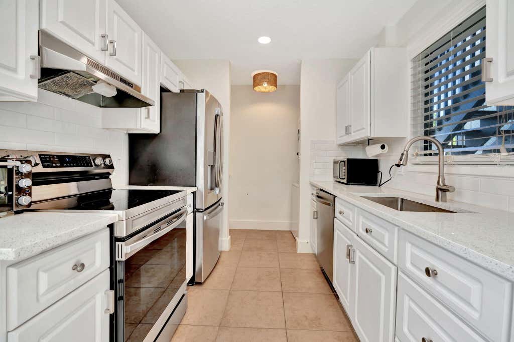 Photo of 8132 SE Croft Circle #A-1, Hobe Sound, FL 33455 (MLS # B26054684)