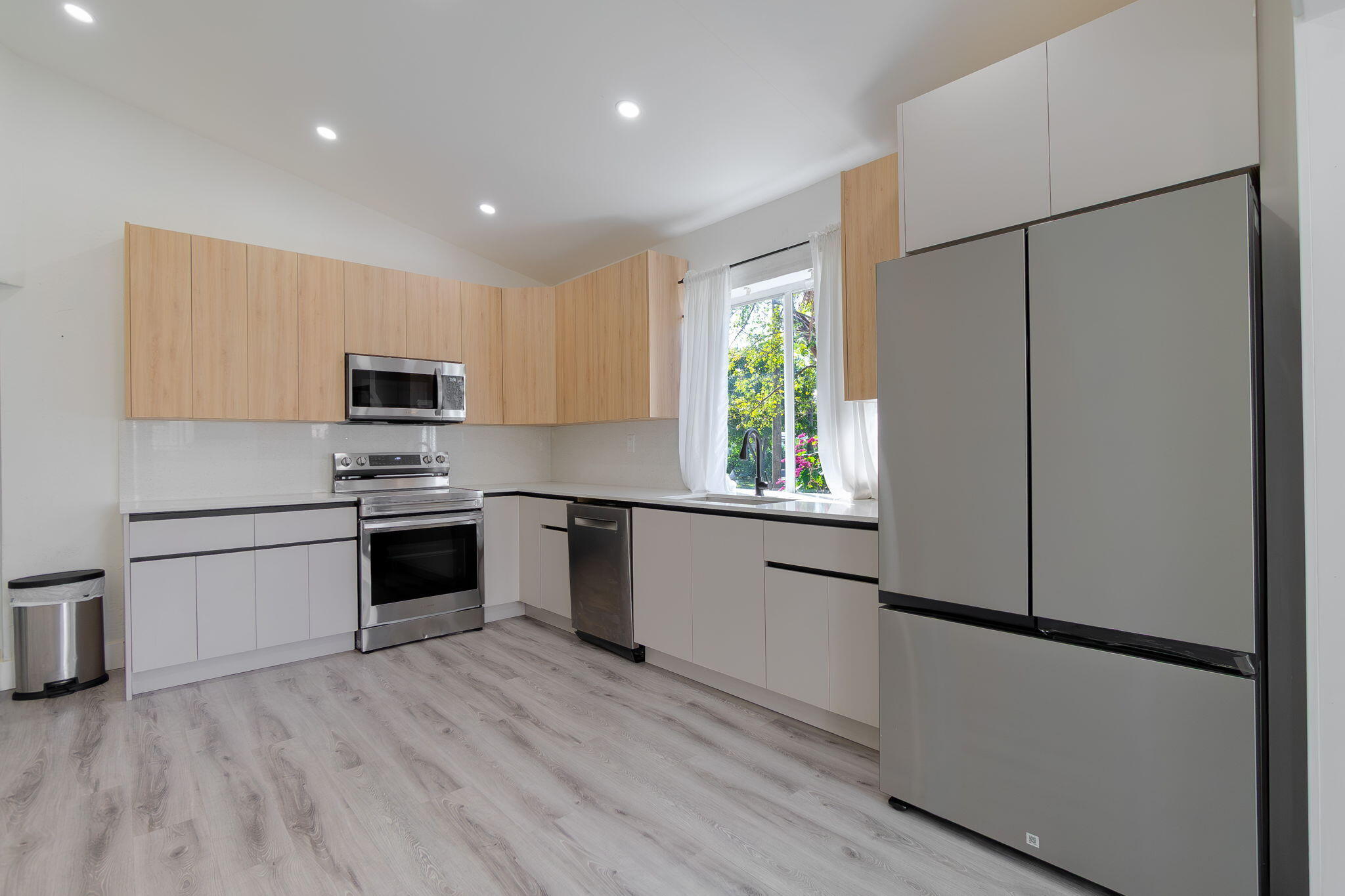 BOWERS PARK - Residential Lease