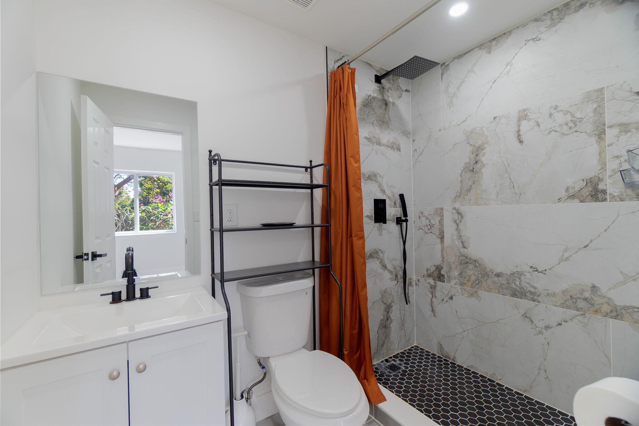 BOWERS PARK - Residential Lease