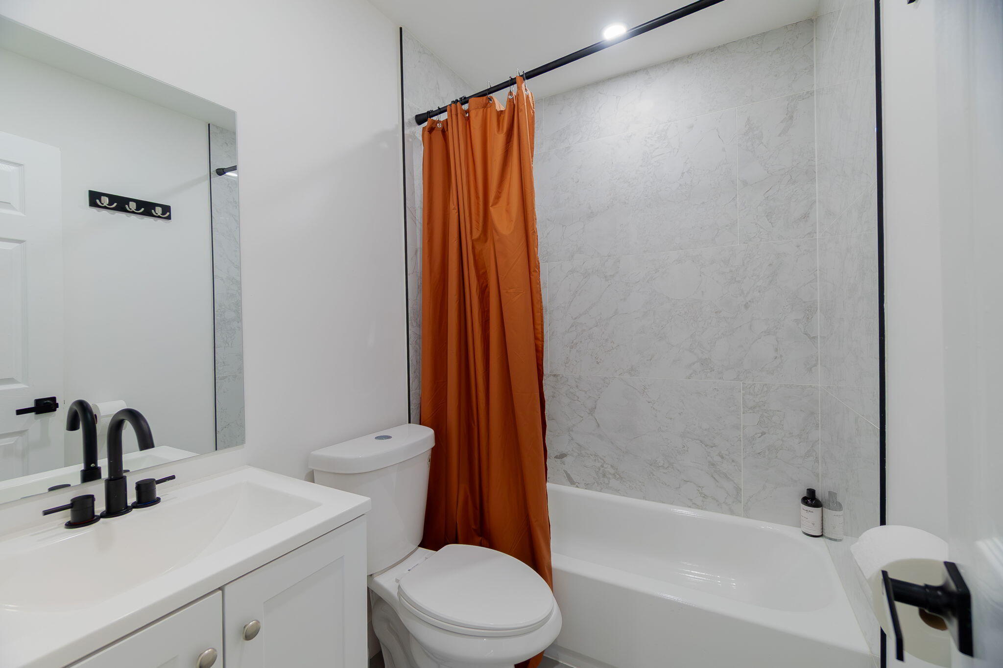 BOWERS PARK - Residential Lease