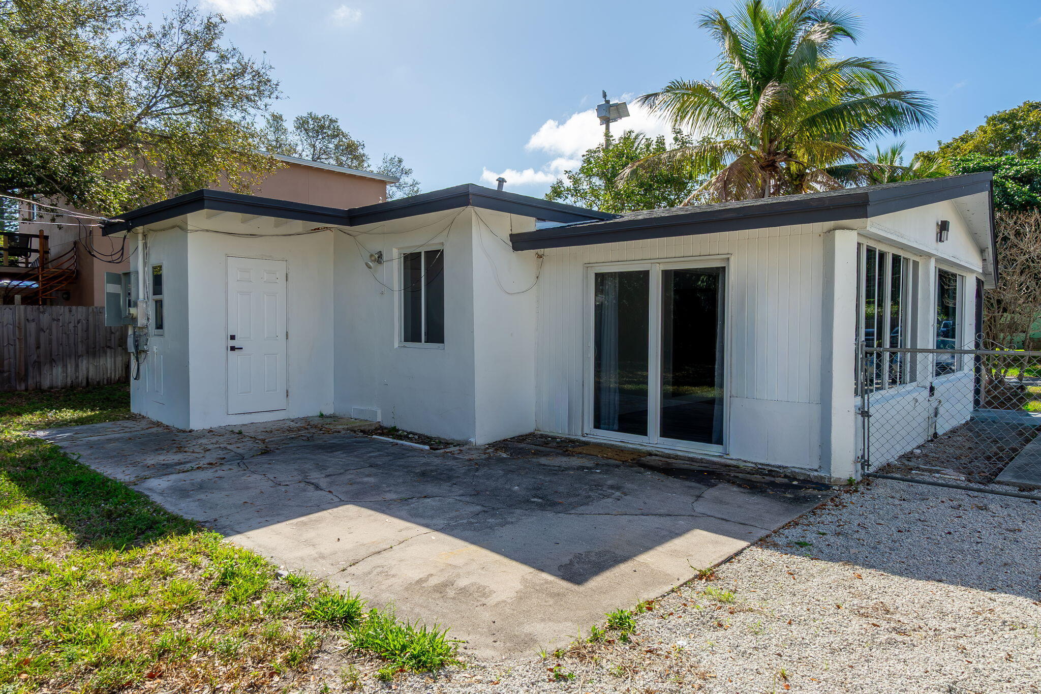 BOWERS PARK - Residential Lease