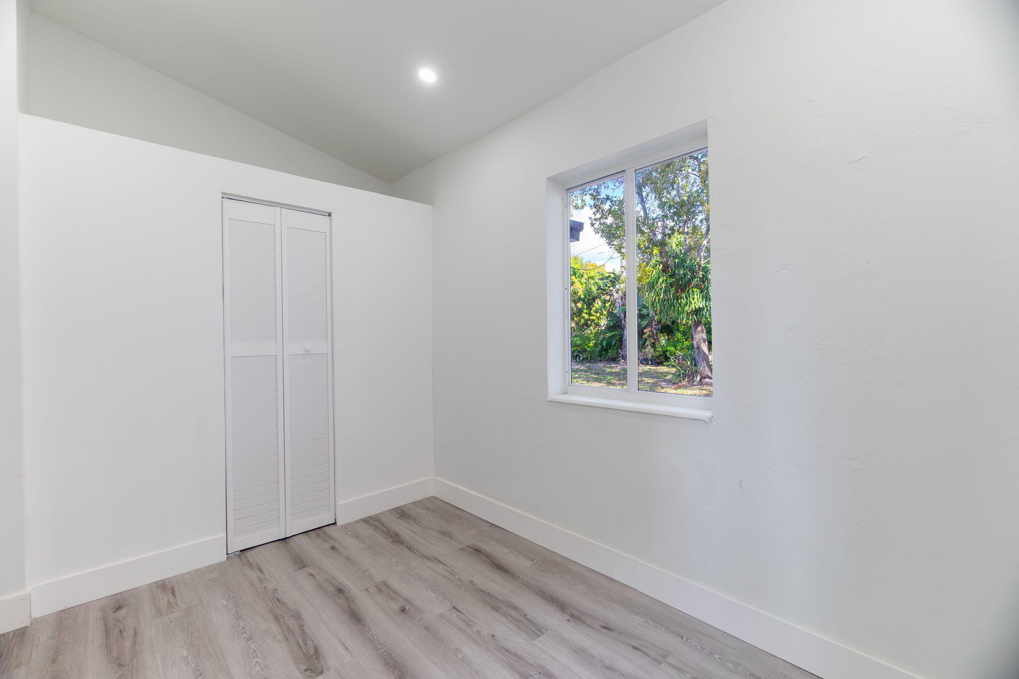 BOWERS PARK - Residential Lease