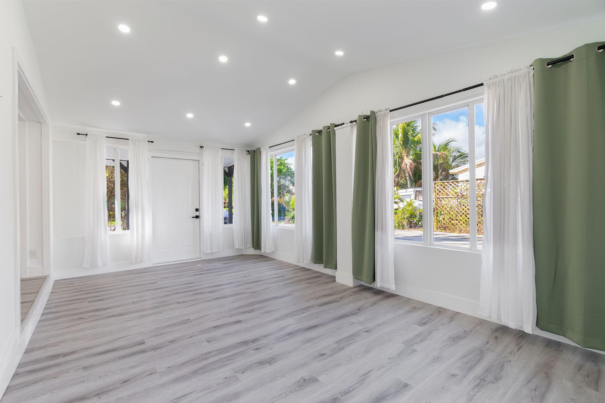 BOWERS PARK - Residential Lease