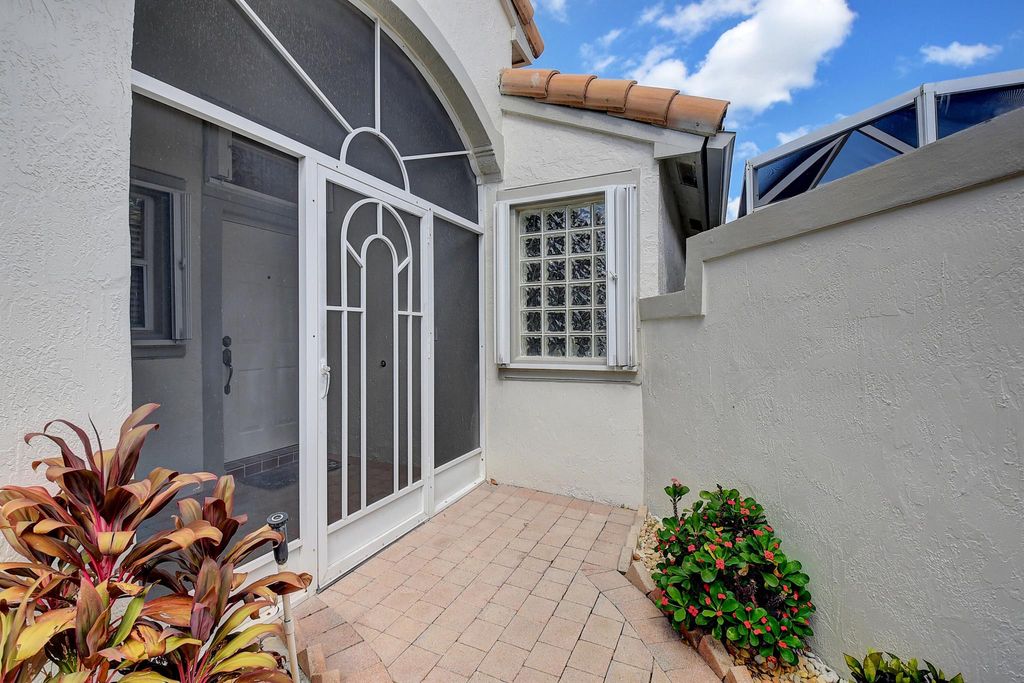 Photo of 7411 Granville Avenue, Boynton Beach, FL 33437 (MLS # R10930033)