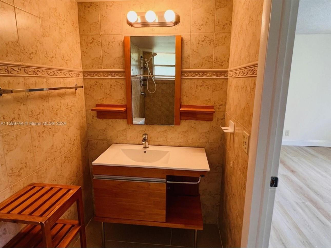 4100 Condo - Residential Lease