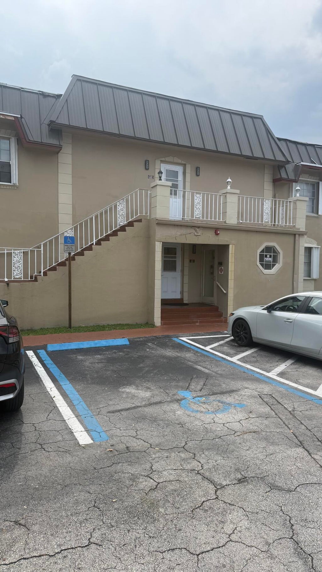 Photo of 475 SE 8th Street #214, Deerfield Beach, FL 33441 (MLS # B26045557)