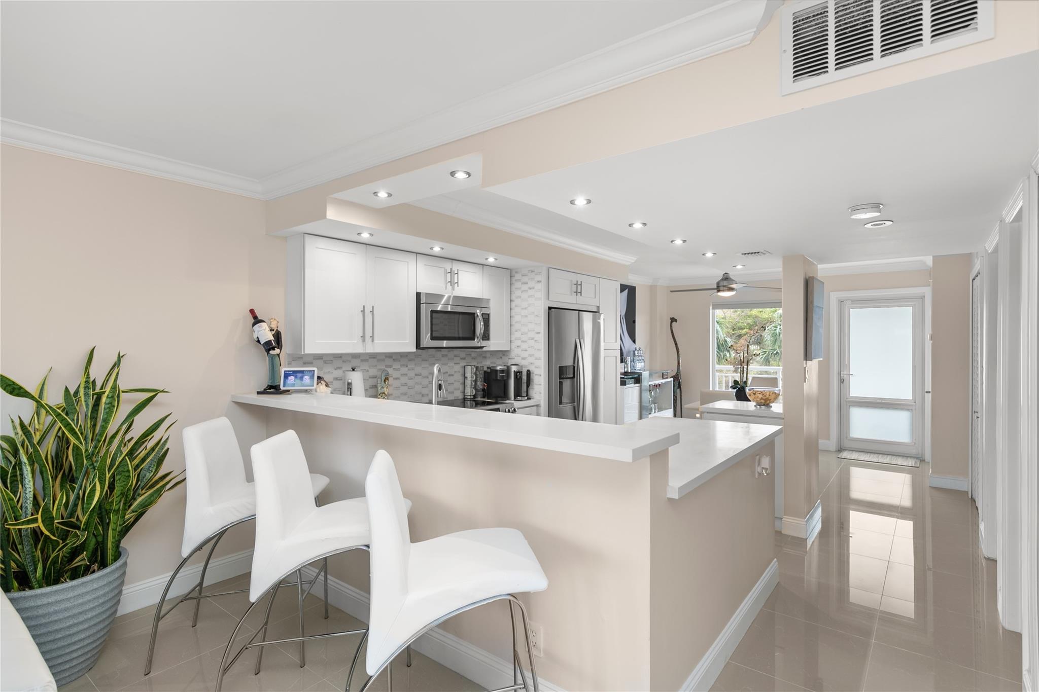 WATERS EDGE - Residential