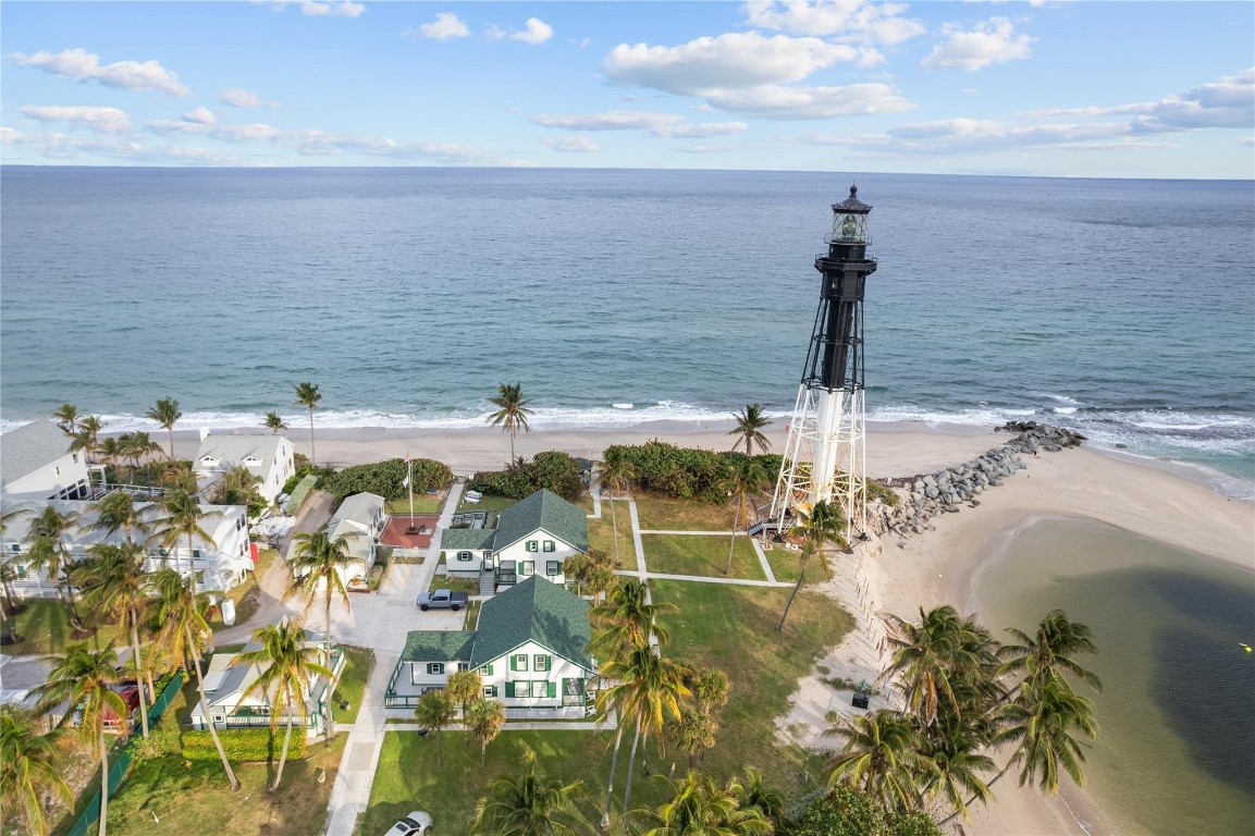 2611 N Riverside Drive 307