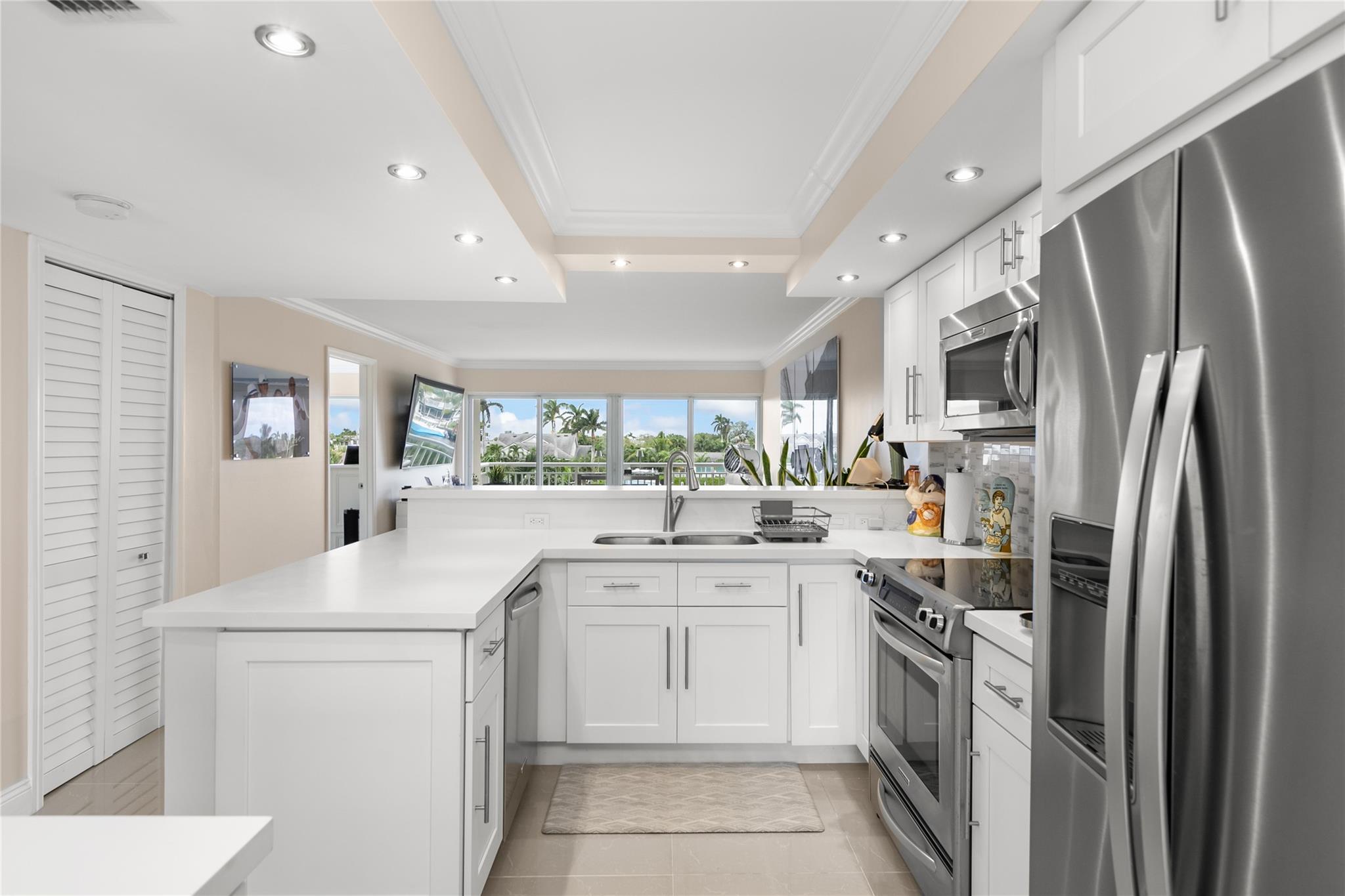 WATERS EDGE - Residential