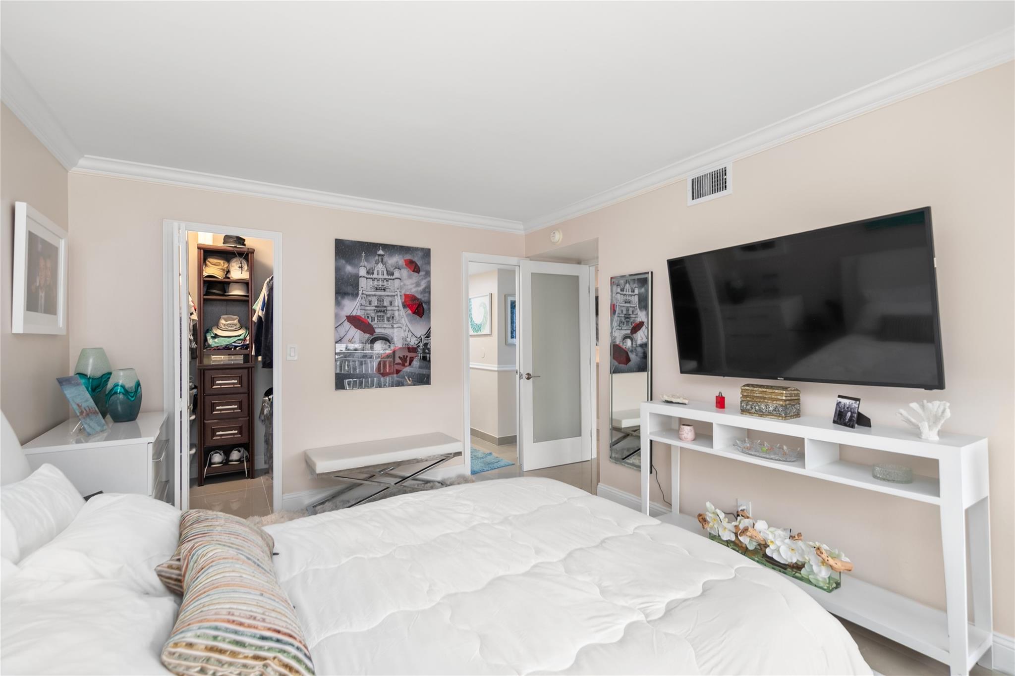 WATERS EDGE - Residential