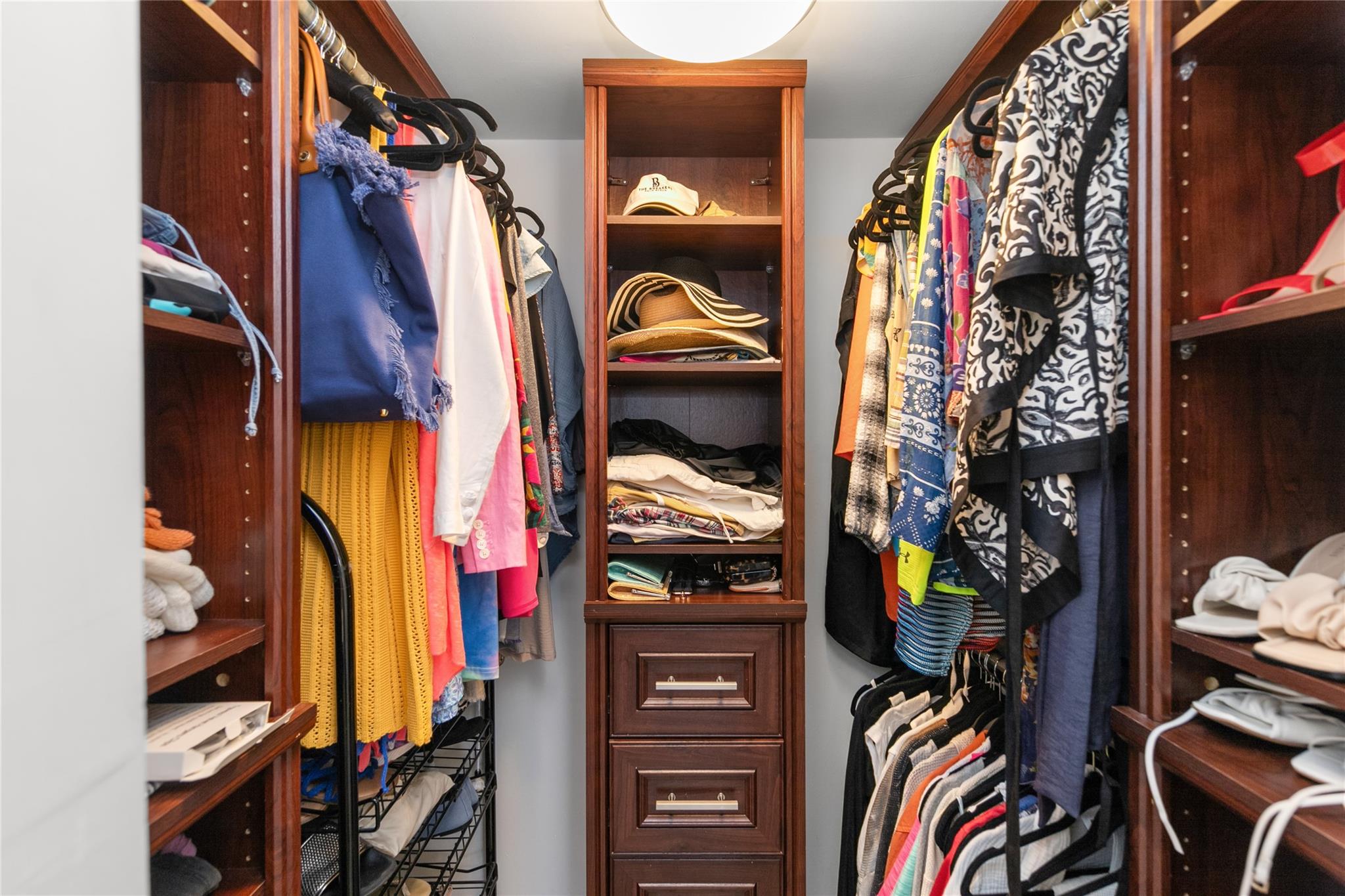 WATERS EDGE - Residential