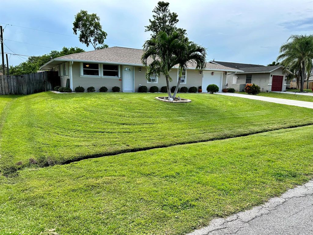 Photo of 368 NW La Playa Street, Port St Lucie, FL 34953 (MLS # R10902718)