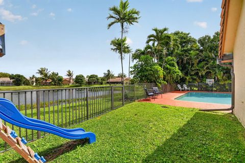 Tiny photo for 9501 Majestic Way, Boynton Beach, FL 33437 (MLS # B26014219)
