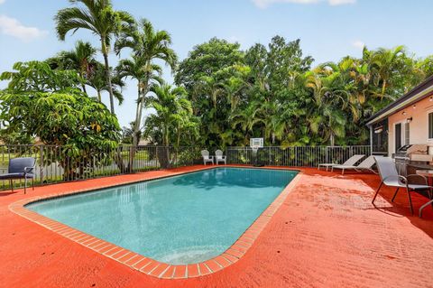 Tiny photo for 9501 Majestic Way, Boynton Beach, FL 33437 (MLS # B26014219)
