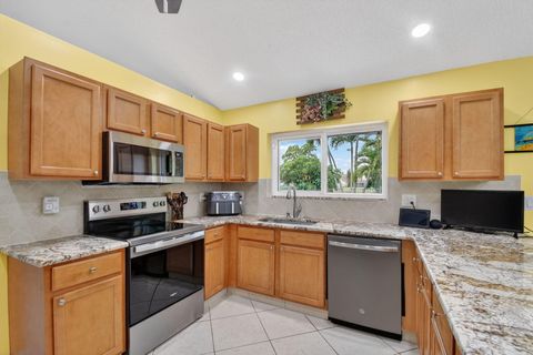 Tiny photo for 9501 Majestic Way, Boynton Beach, FL 33437 (MLS # B26014219)