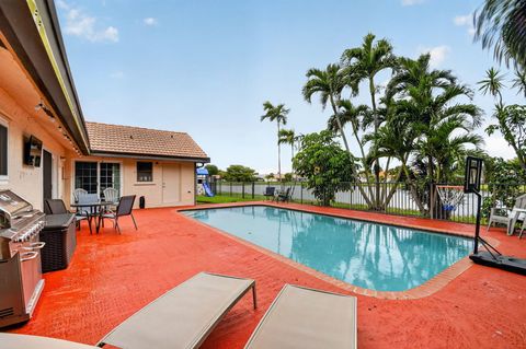 Tiny photo for 9501 Majestic Way, Boynton Beach, FL 33437 (MLS # B26014219)