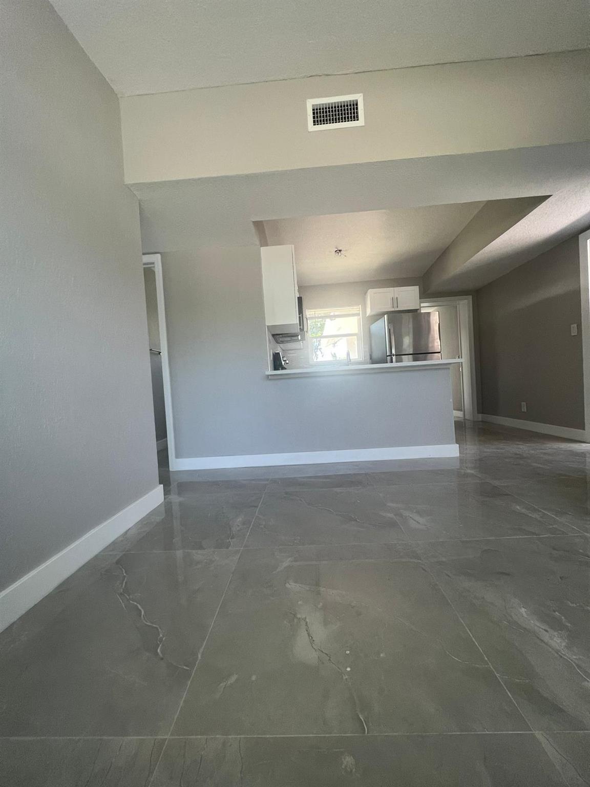 550 Seagrape Road