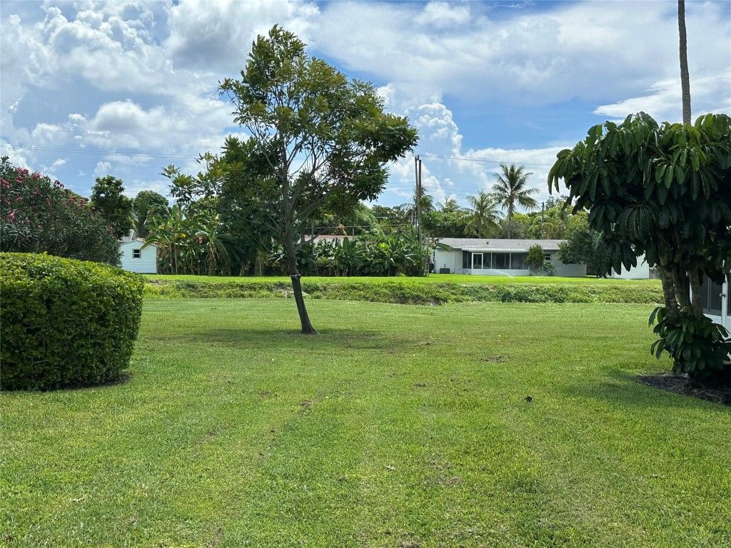 Photo of 1130 Mahogany Way #203, Delray Beach, FL 33445 (MLS # F10517740)