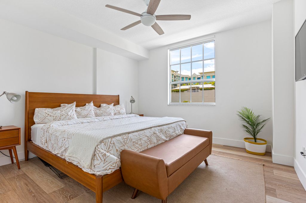 Photo of 600 S Dixie Highway #519, West Palm Beach, FL 33401 (MLS # B26019223)
