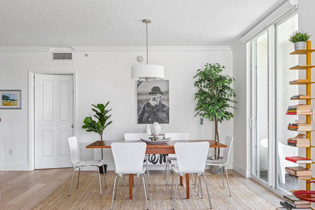 Photo of 600 S Dixie Highway #519, West Palm Beach, FL 33401 (MLS # B26019223)