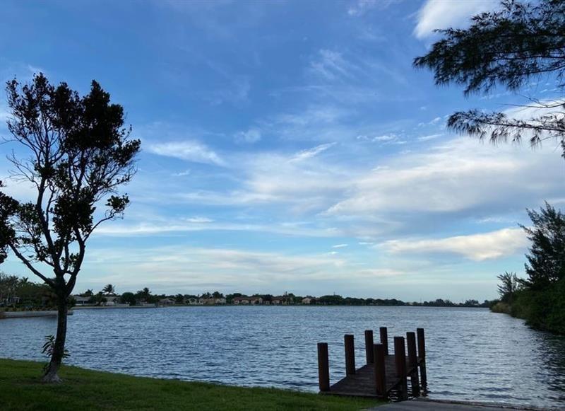 Olympia & York Residentia - Residential Lease