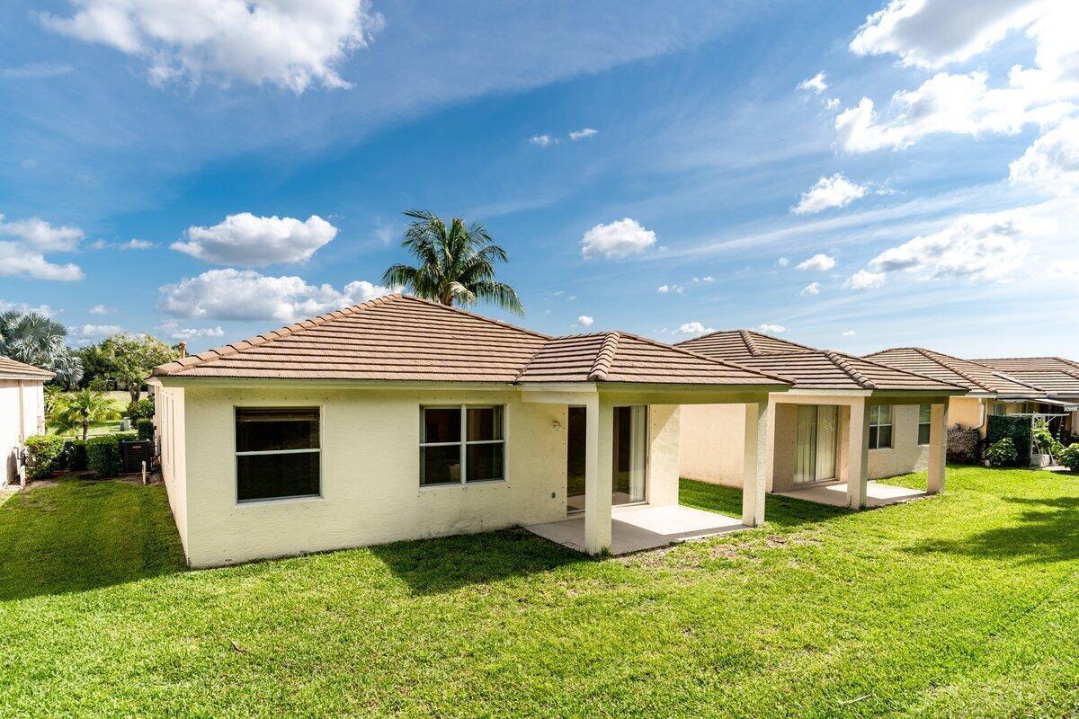 LAKEFOREST AT ST LUCIE WE - Residential Lease