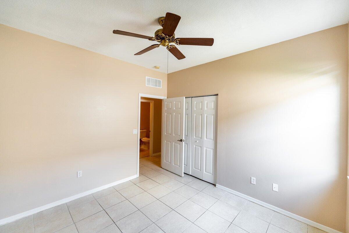 LAKEFOREST AT ST LUCIE WE - Residential Lease