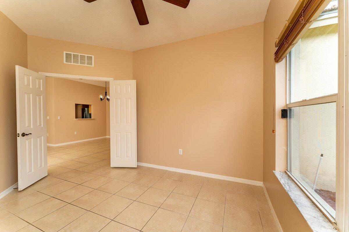LAKEFOREST AT ST LUCIE WE - Residential Lease