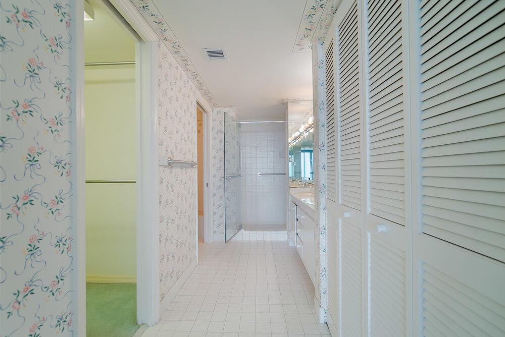 WATERVIEW TOWERS CONDO - Residential