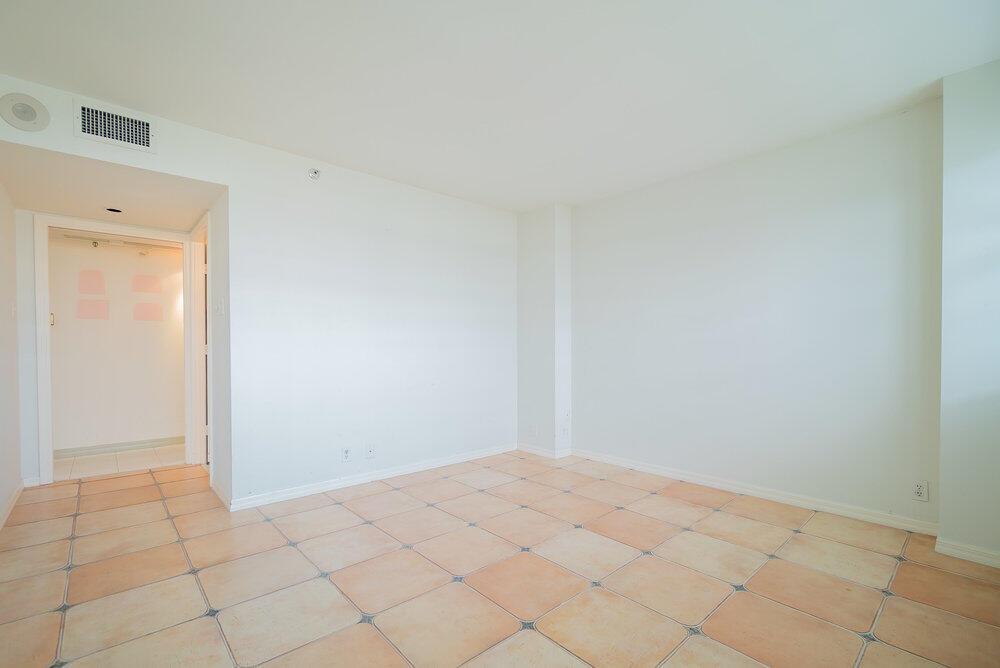 WATERVIEW TOWERS CONDO - Residential