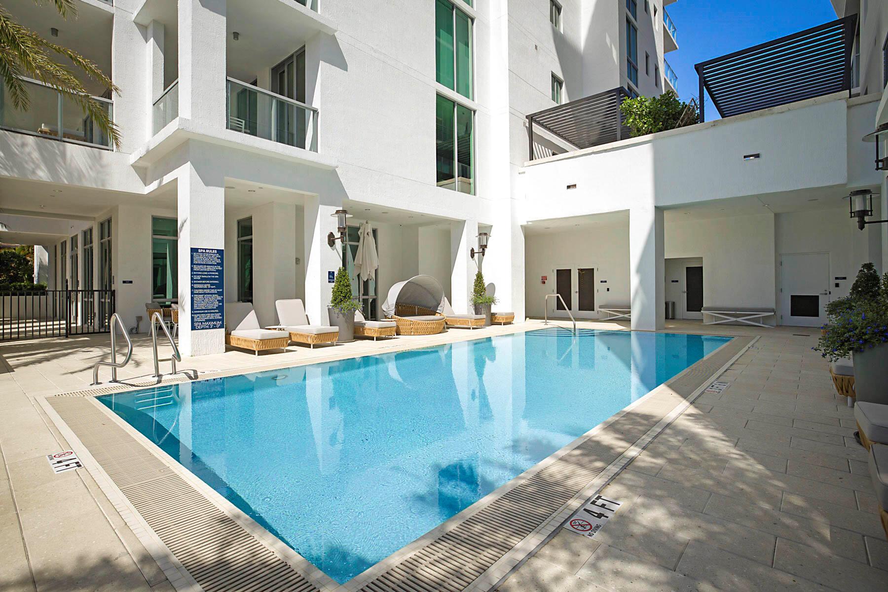 ROYAL PALM RESIDENCES CON - Residential