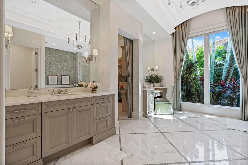 OLD PALM - Residential