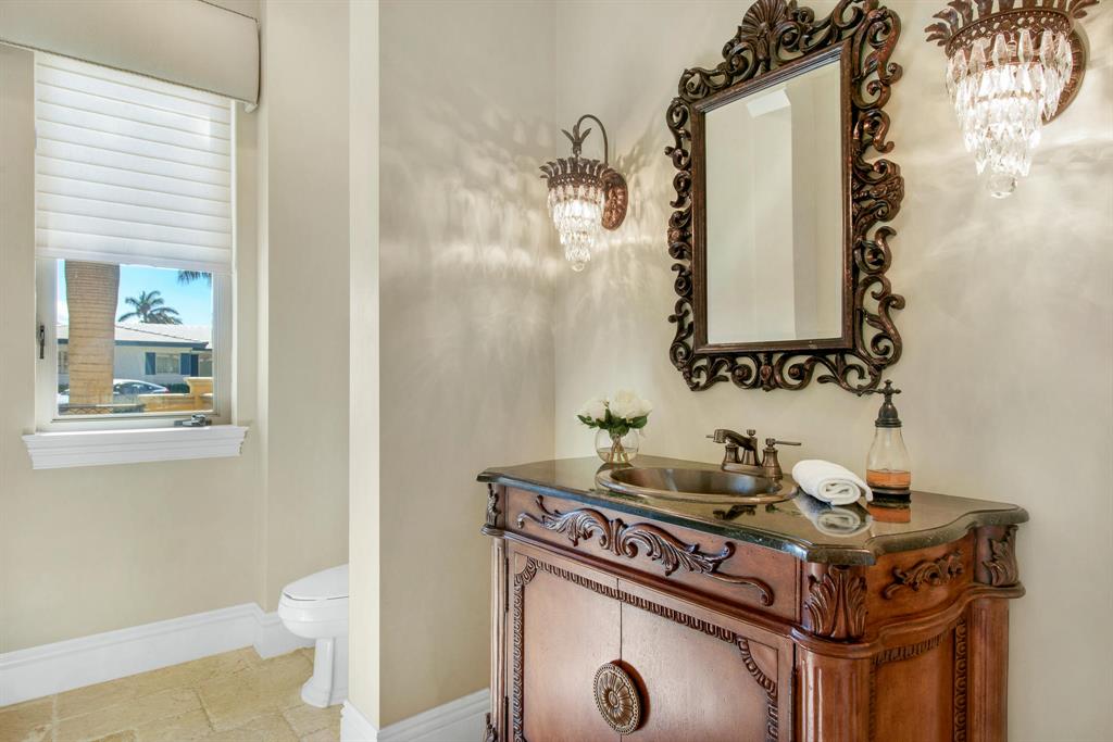 TROPIC ISLE - Residential