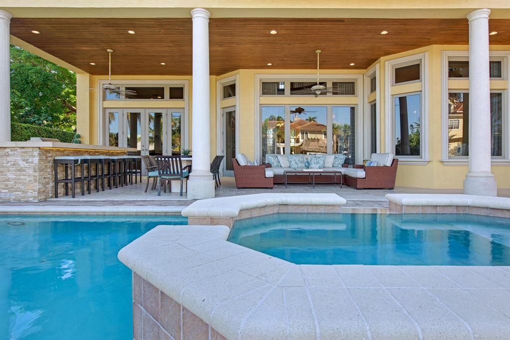 TROPIC ISLE - Residential