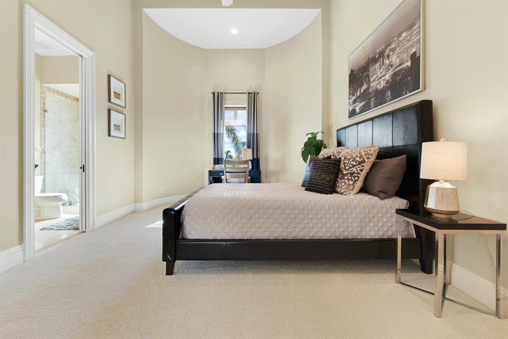 TROPIC ISLE - Residential