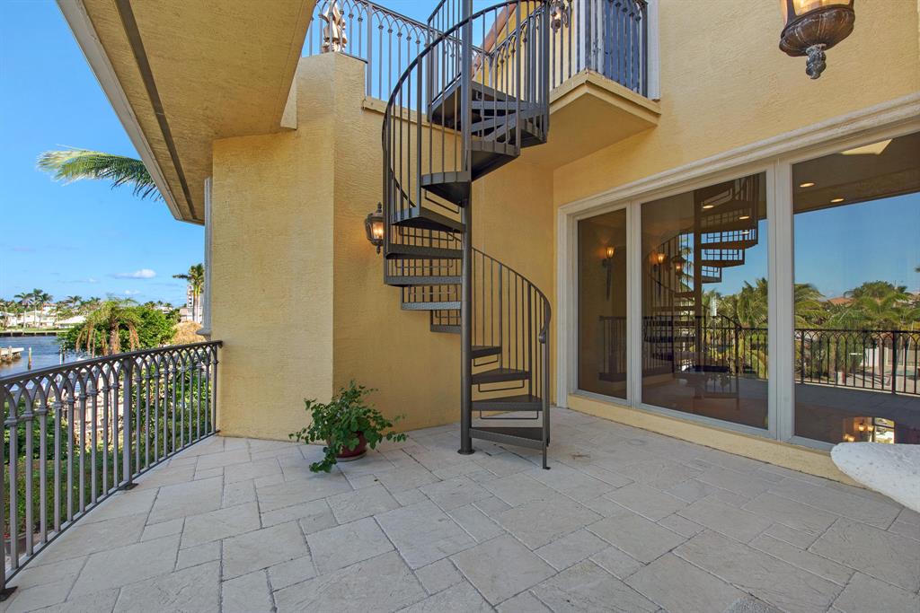 TROPIC ISLE - Residential