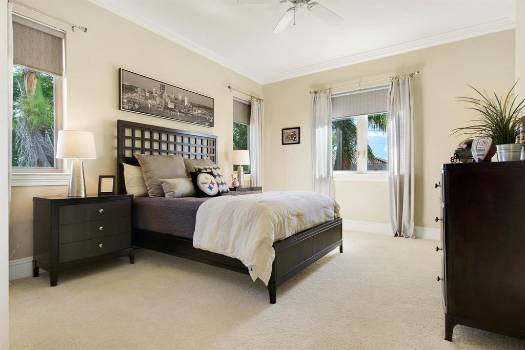 TROPIC ISLE - Residential