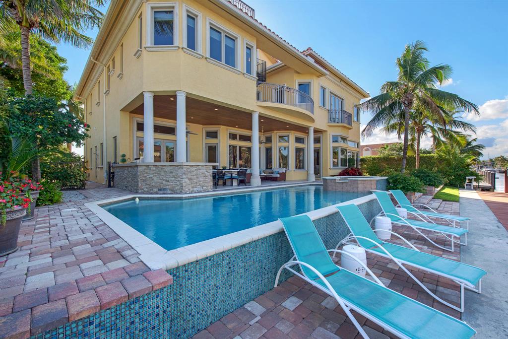 TROPIC ISLE - Residential