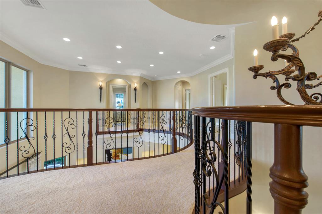 TROPIC ISLE - Residential