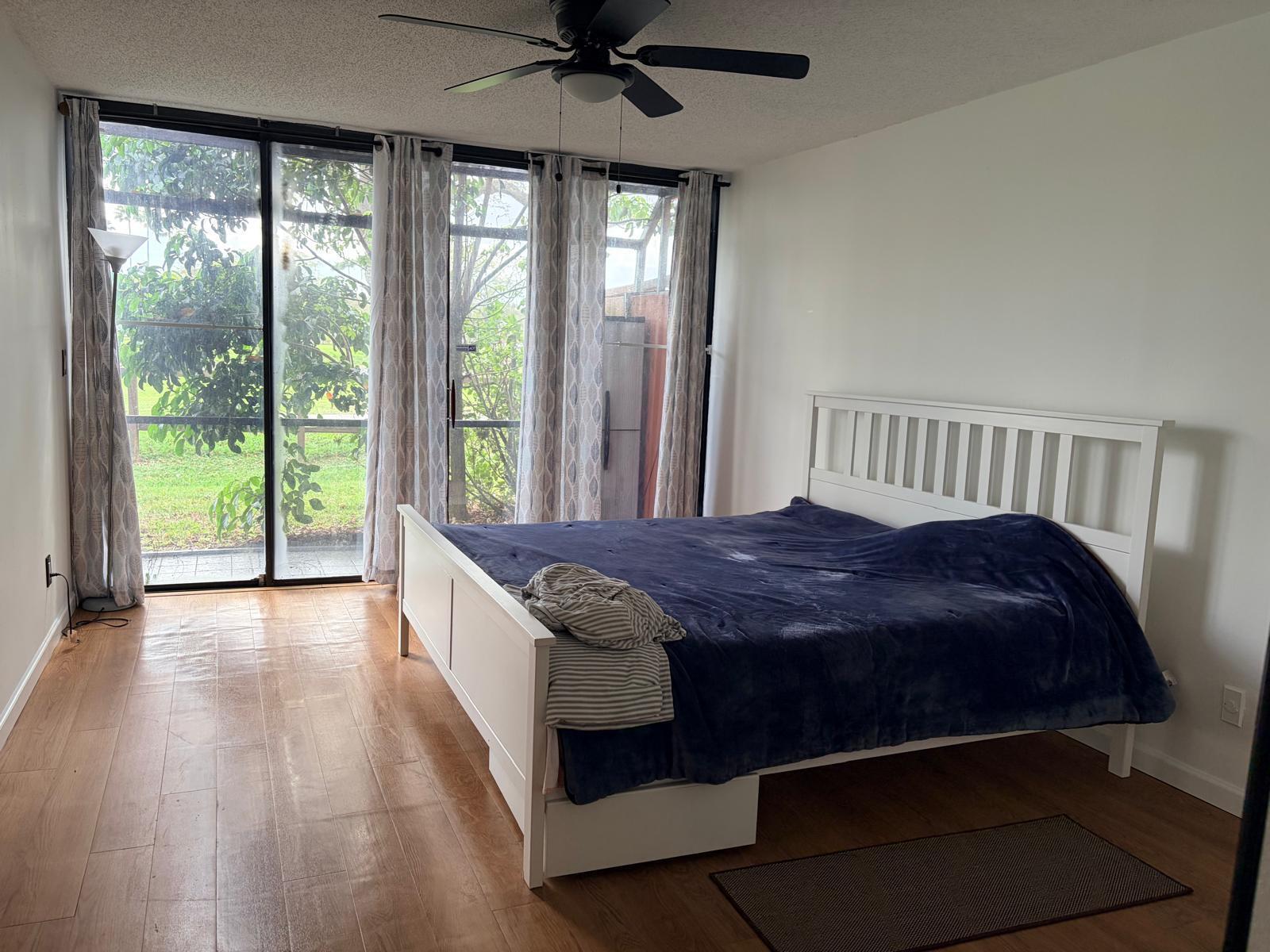 EVERGLADES SUGAR & LAND CO - Residential Lease