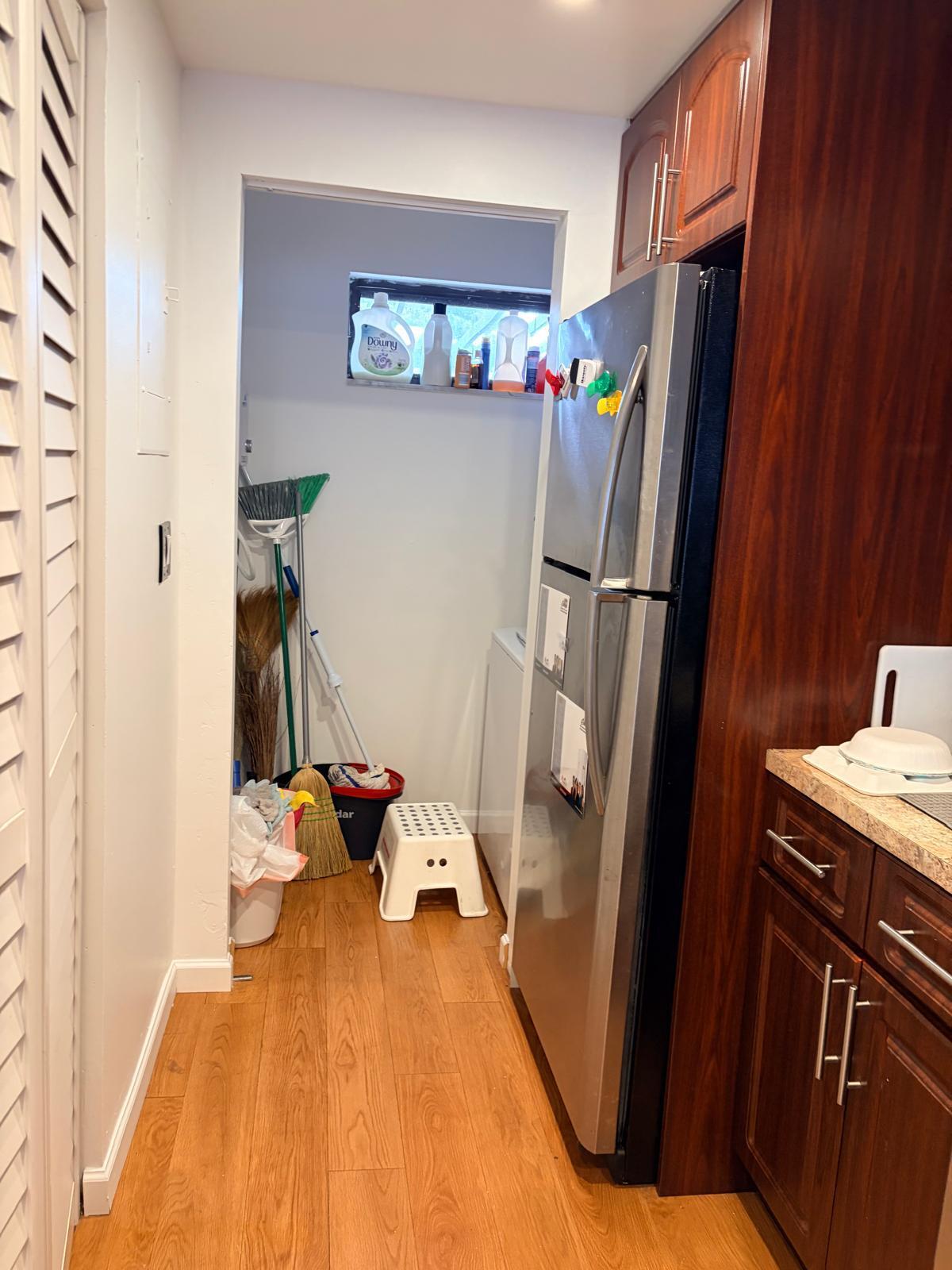 EVERGLADES SUGAR & LAND CO - Residential Lease