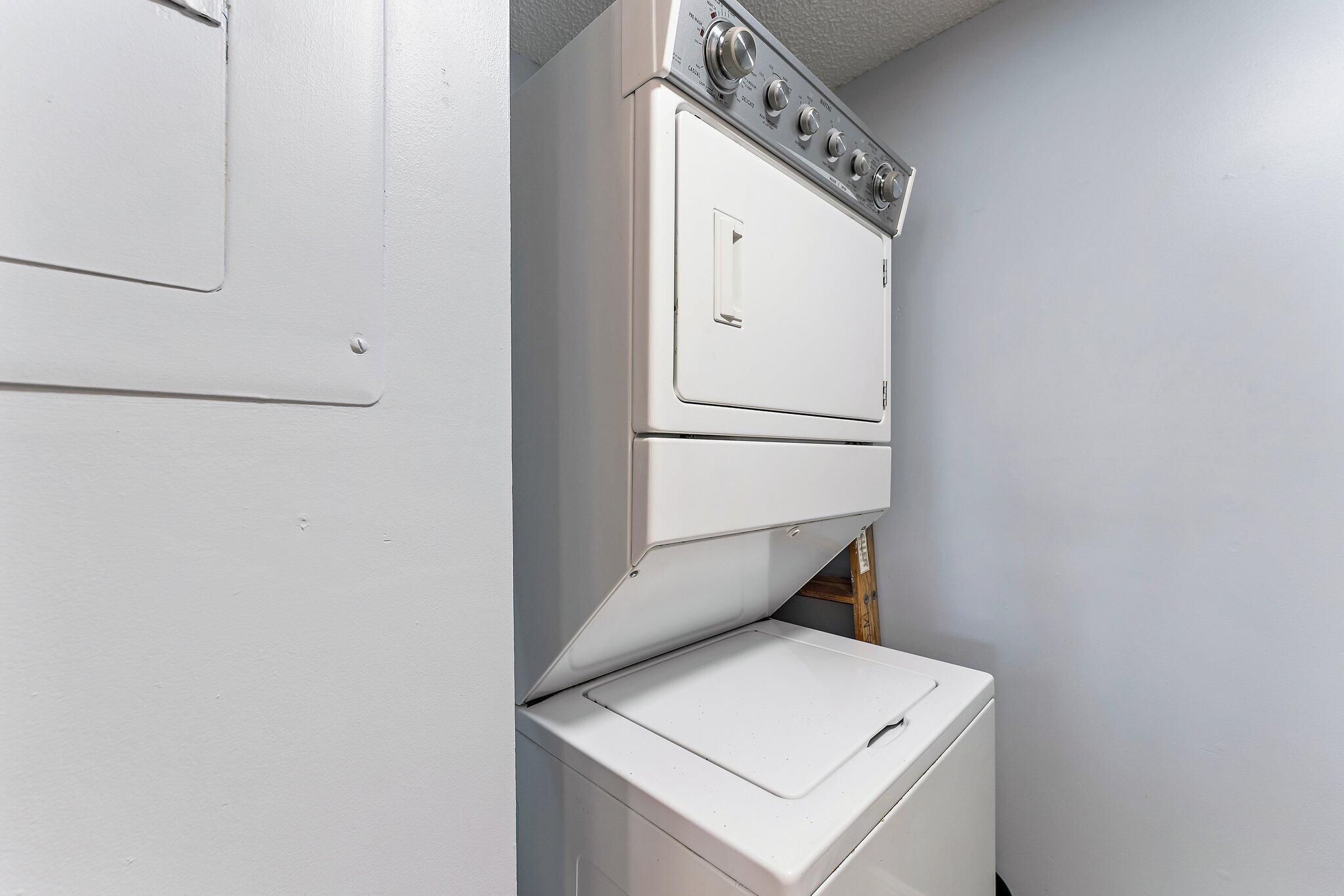 JUPITER BAY ONE THRU SIX CONDO - Residential Lease