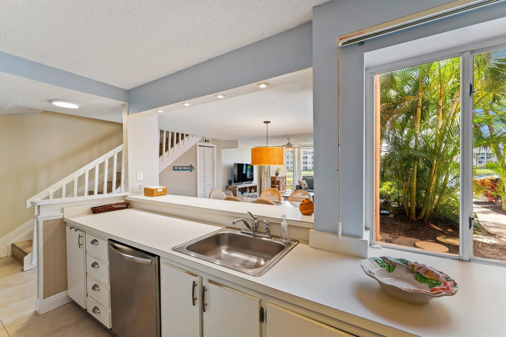 JUPITER BAY ONE THRU SIX CONDO - Residential Lease
