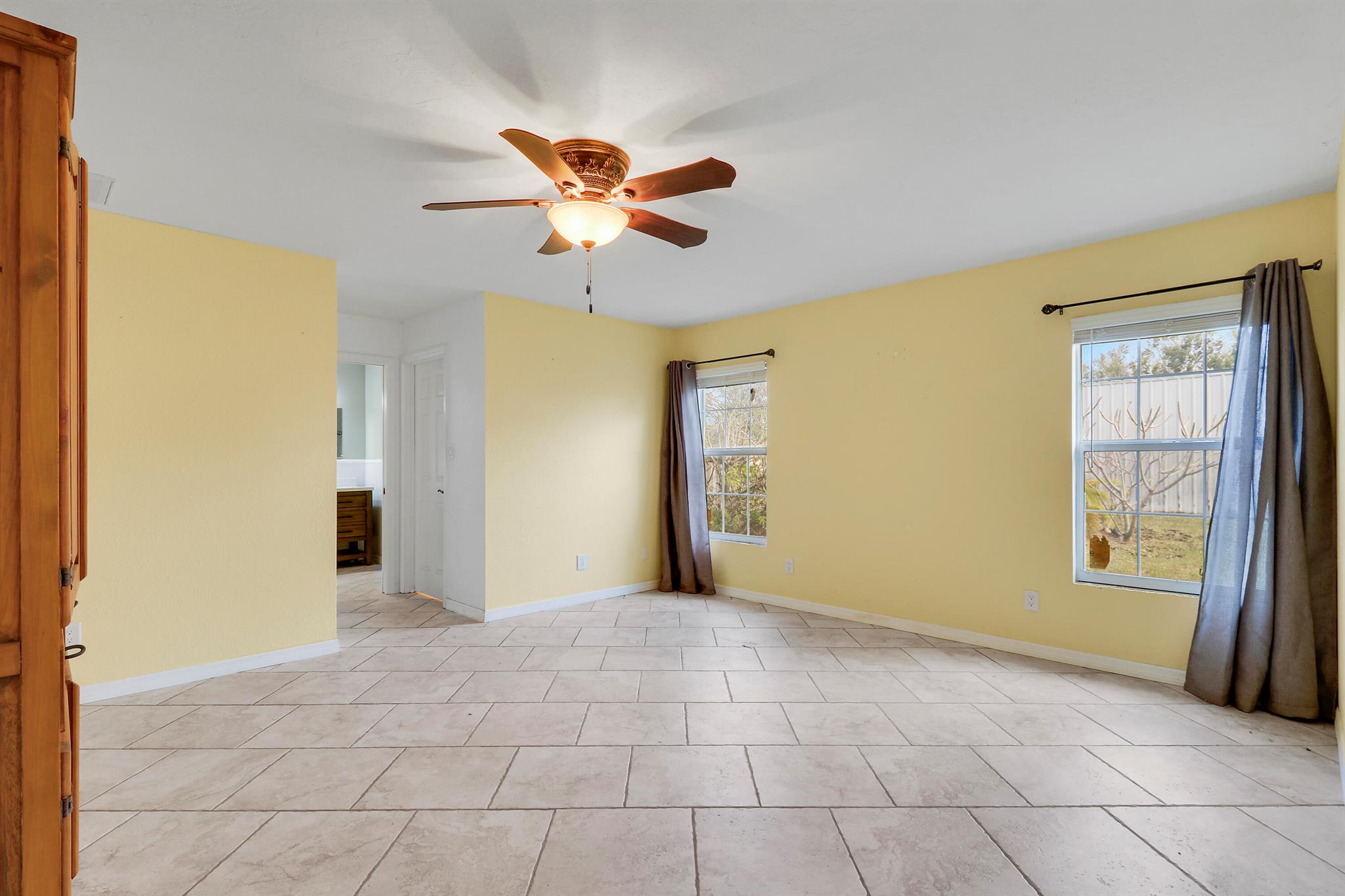 NORTHLAKE - Residential