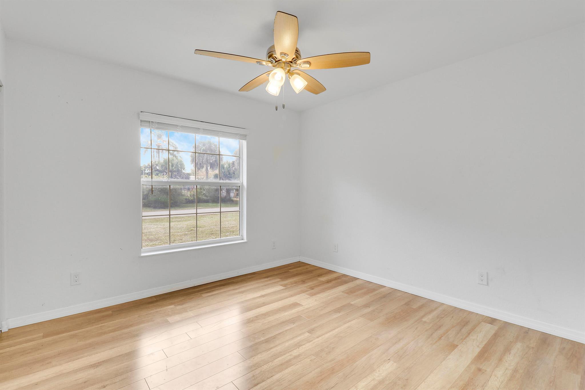 NORTHLAKE - Residential