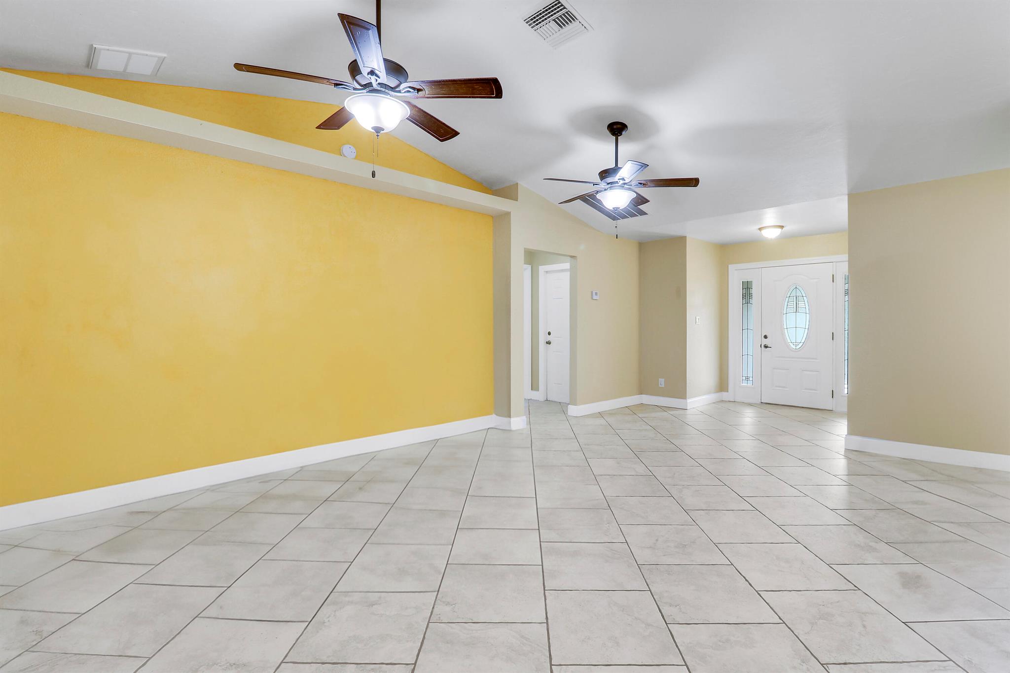 NORTHLAKE - Residential