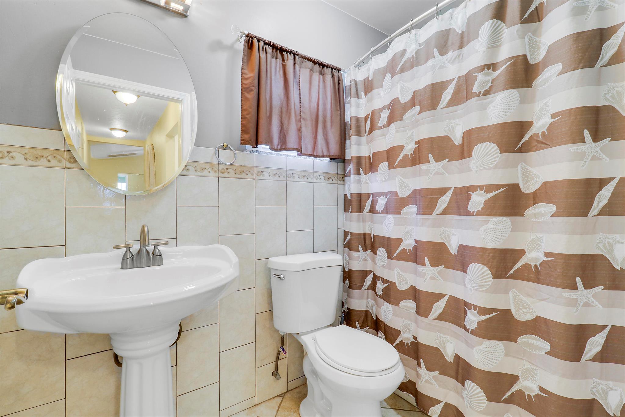 NORTHLAKE - Residential