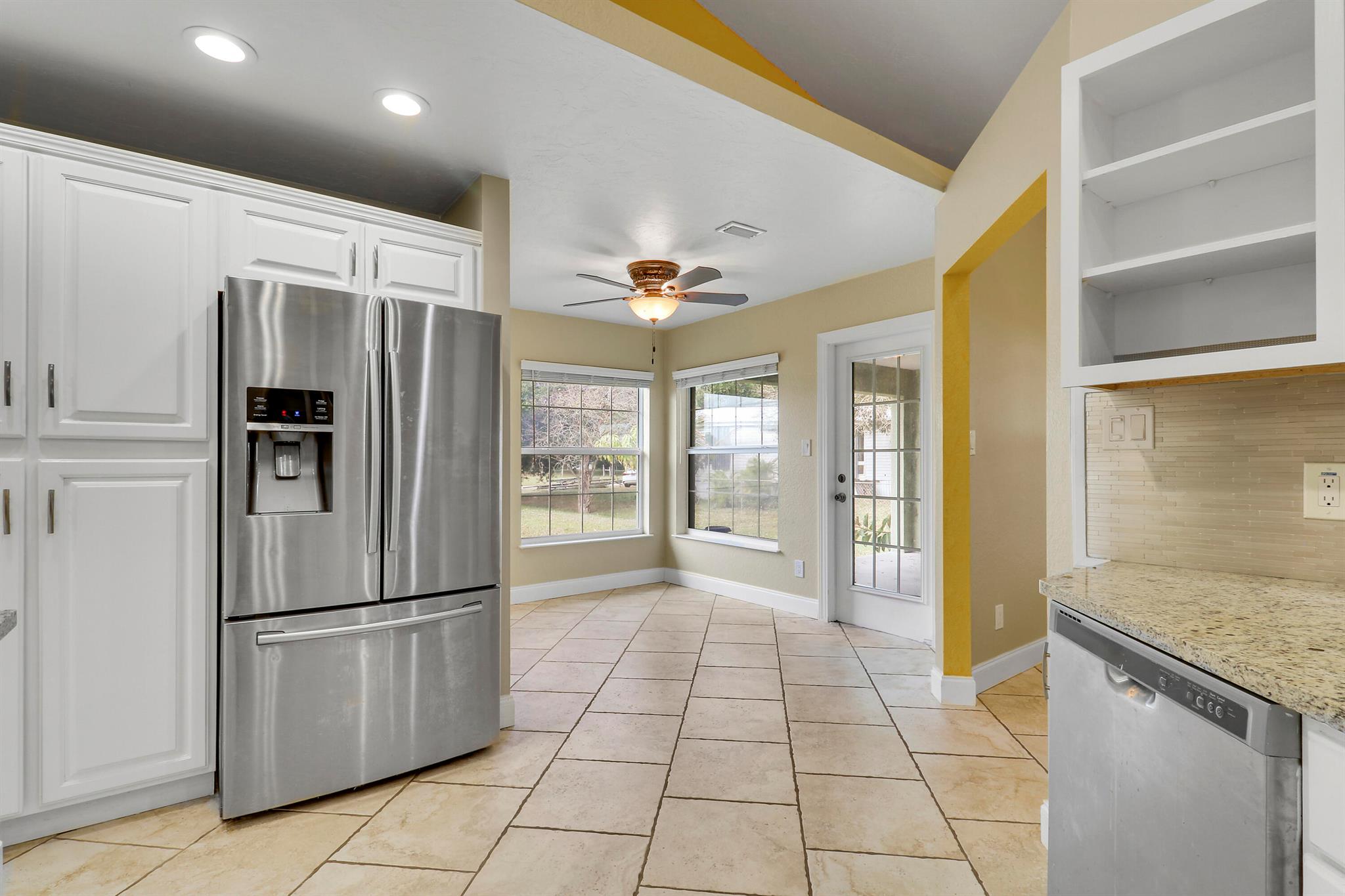 NORTHLAKE - Residential